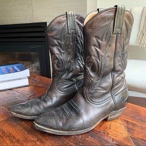 Dark brown cowboy boots - Men’s 7.5, Women’s 8-9